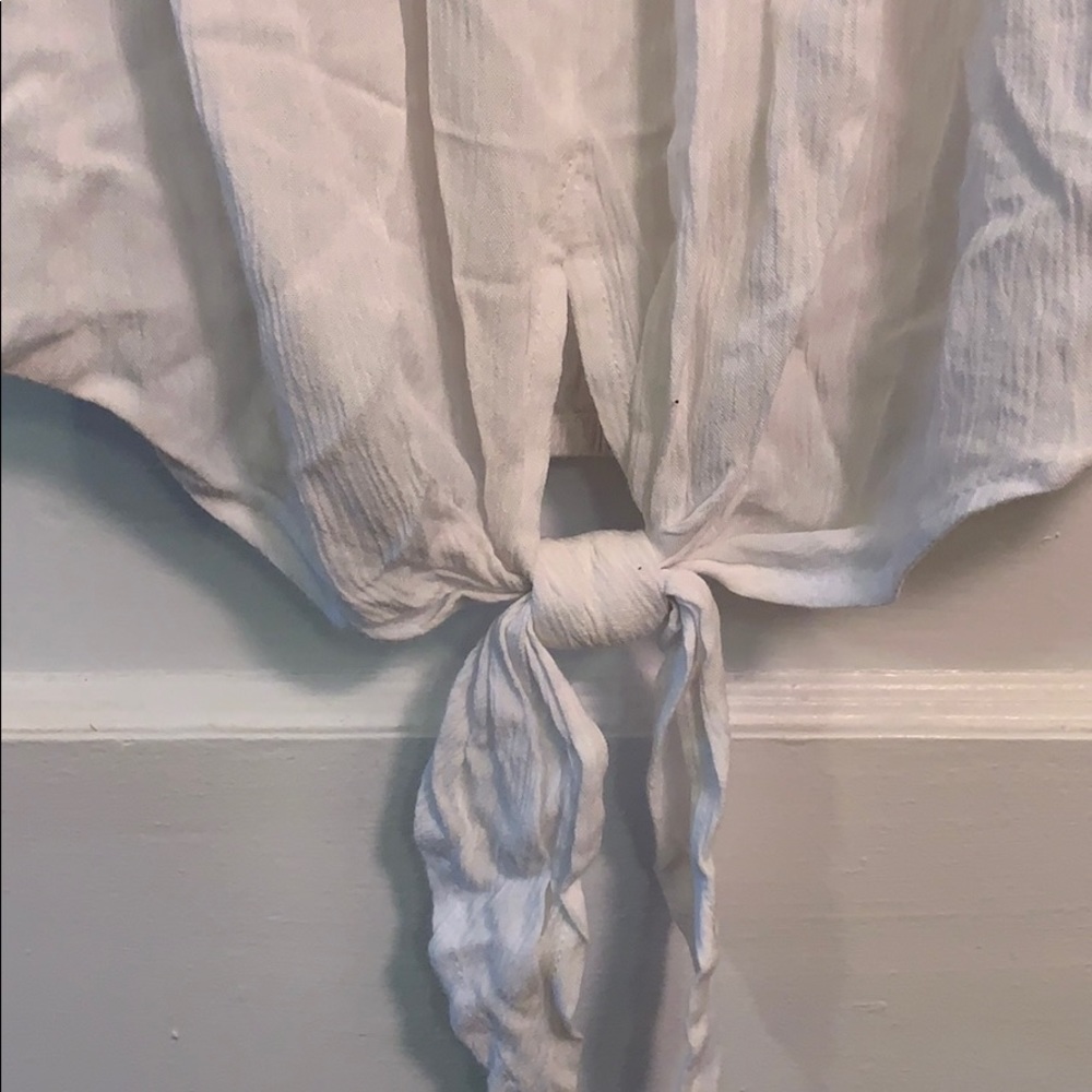 Express White Ruffle Blouse - Picture 4 of 4